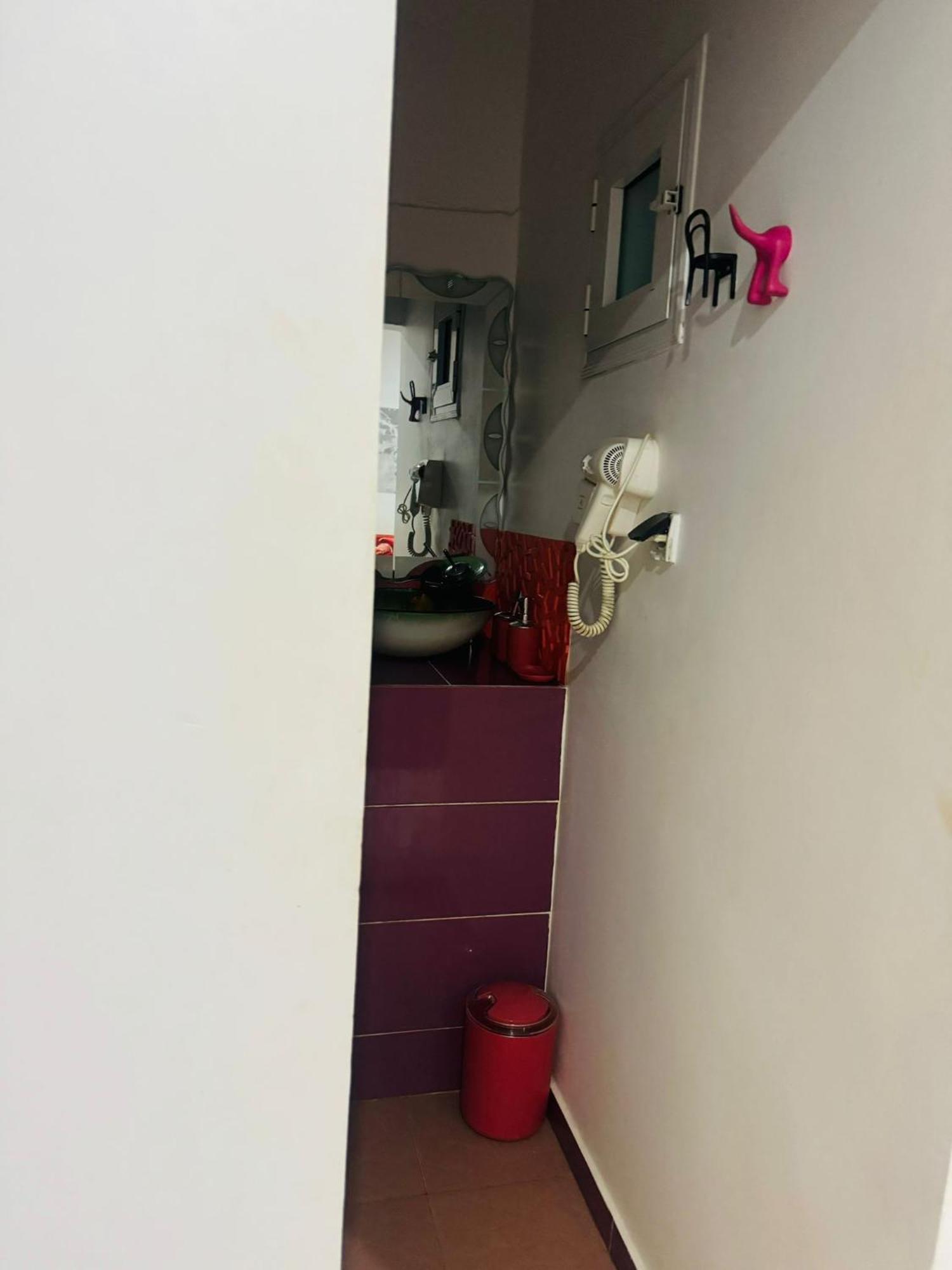 Bed and Breakfast Grace House Jacuzzi Saly Exterior foto