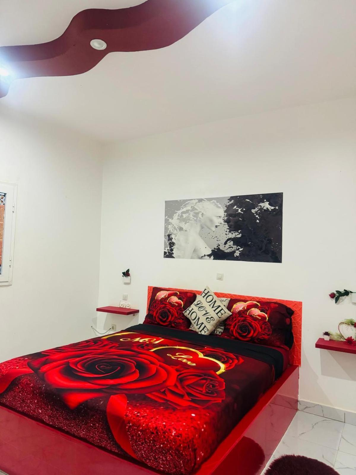 Bed and Breakfast Grace House Jacuzzi Saly Exterior foto